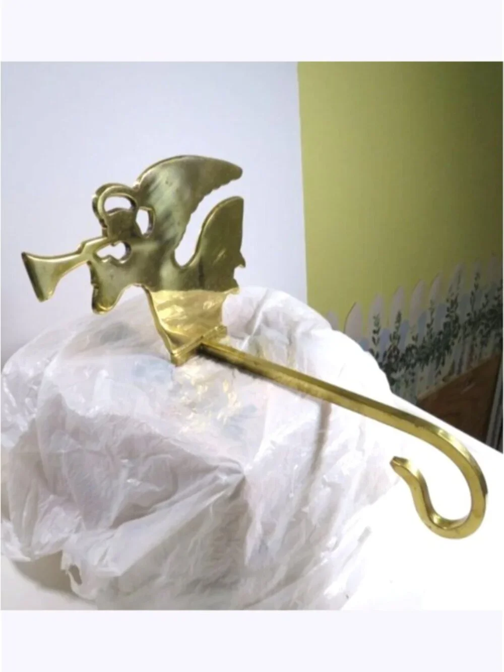 VTG Solid Brass Angel Stocking Holder Trumpet Herald Large Heavy Duty Christmas